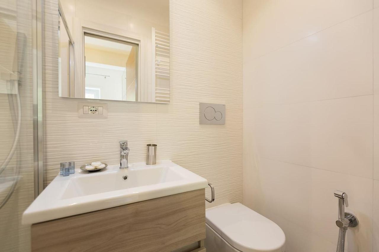רומא Lovely New Apartament, Viale Trastevere מראה חיצוני תמונה